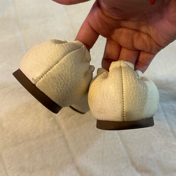 Tory Burch Cream Flats - Picture 5 of 9
